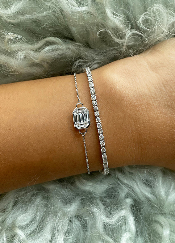 Illusion Emerald Cut Diamond Solitaire Bracelet in 18K Rose Gold