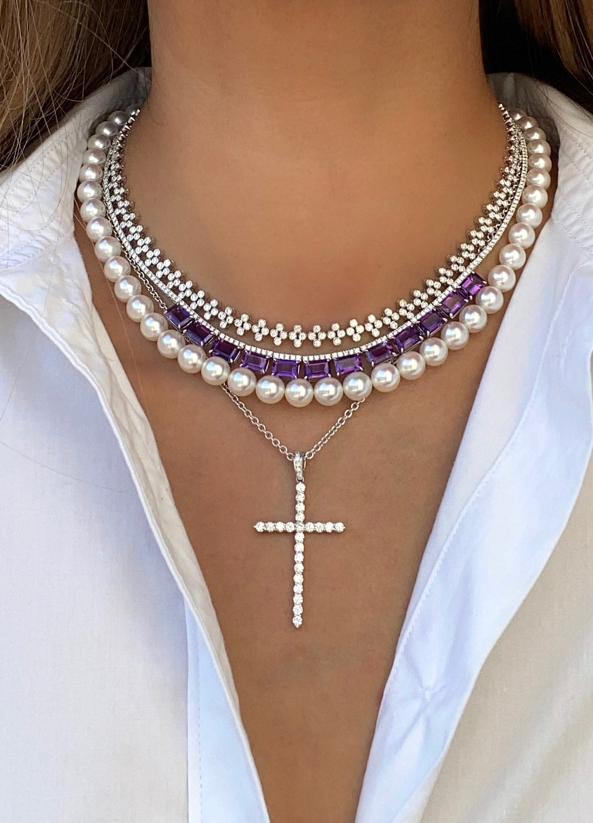Akoya Pearl Necklace with Diamond and 18K White Gold Accessories