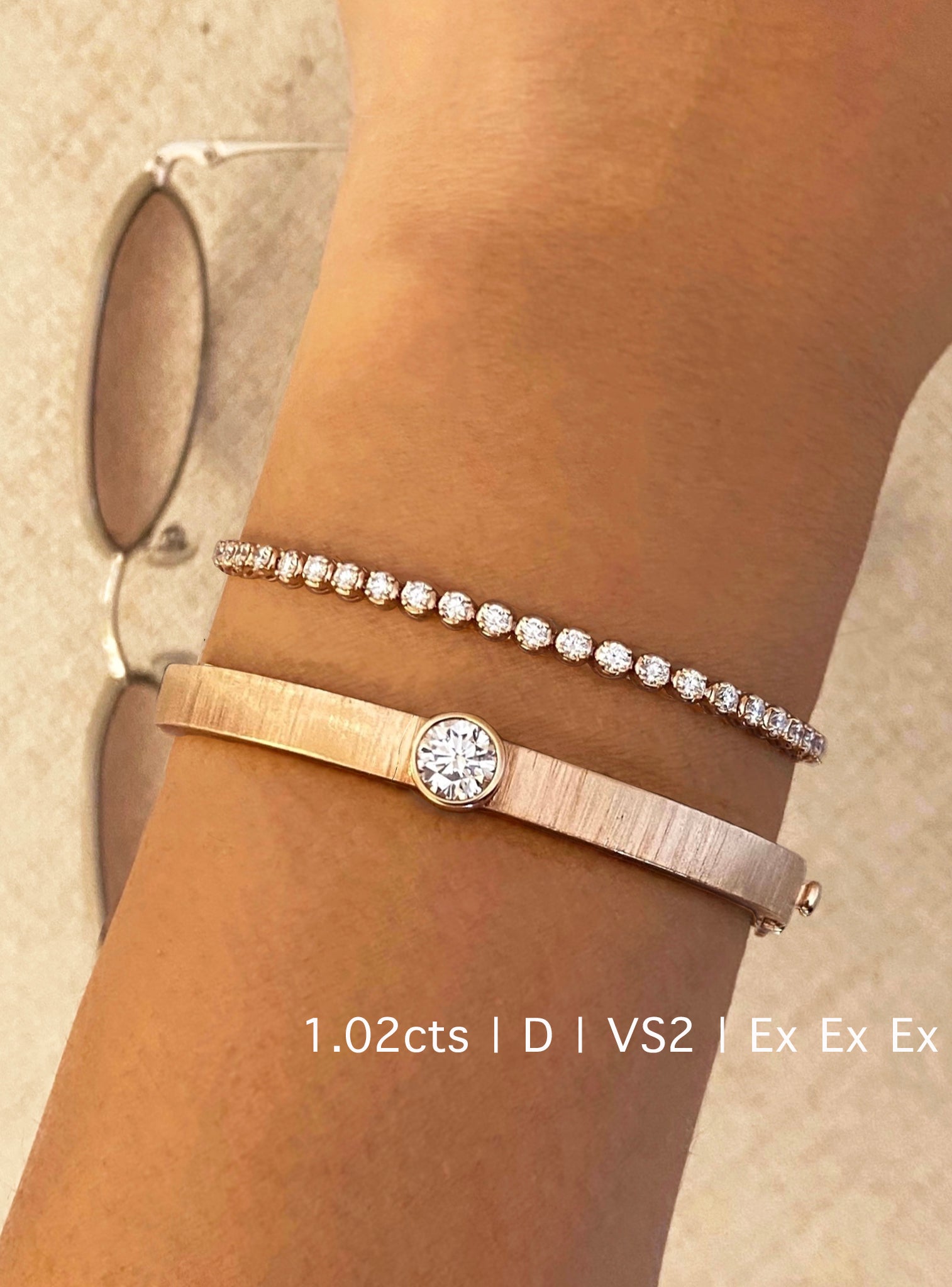 1.33cts|E|VS1|Ex|GIA Solitaire Diamond Engraved Bangle in 18K Gold